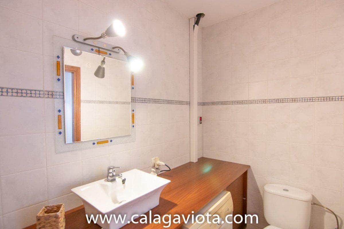 3 slaapkamer Rijtjeshuis te koop in Ses Salines - € 550.000 (Ref: 9374138)