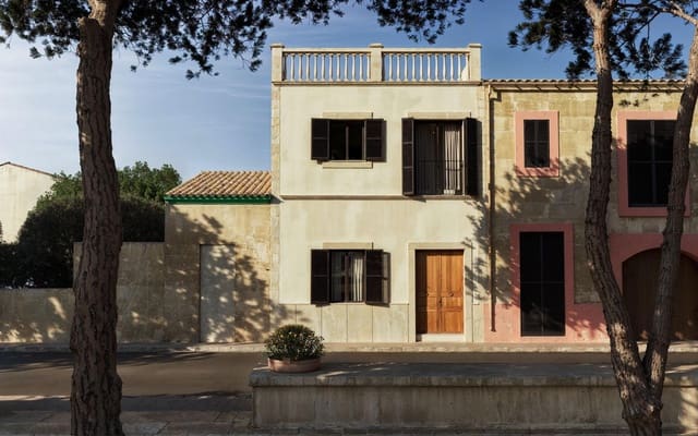 2 soveværelse Rækkehus til salg i Ses Salines - € 1.190.000 (Ref: 9450992)