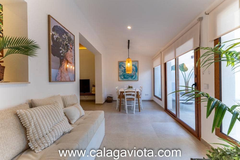 3 soveværelse Villa til salg i Colonia de Sant Jordi med garage - € 865.000 (Ref: 9625696)