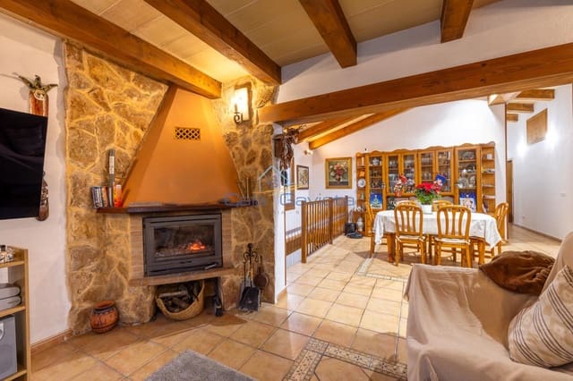 5 soveværelse Villa til salg i Ses Salines med garage - € 1.350.000 (Ref: 9625698)