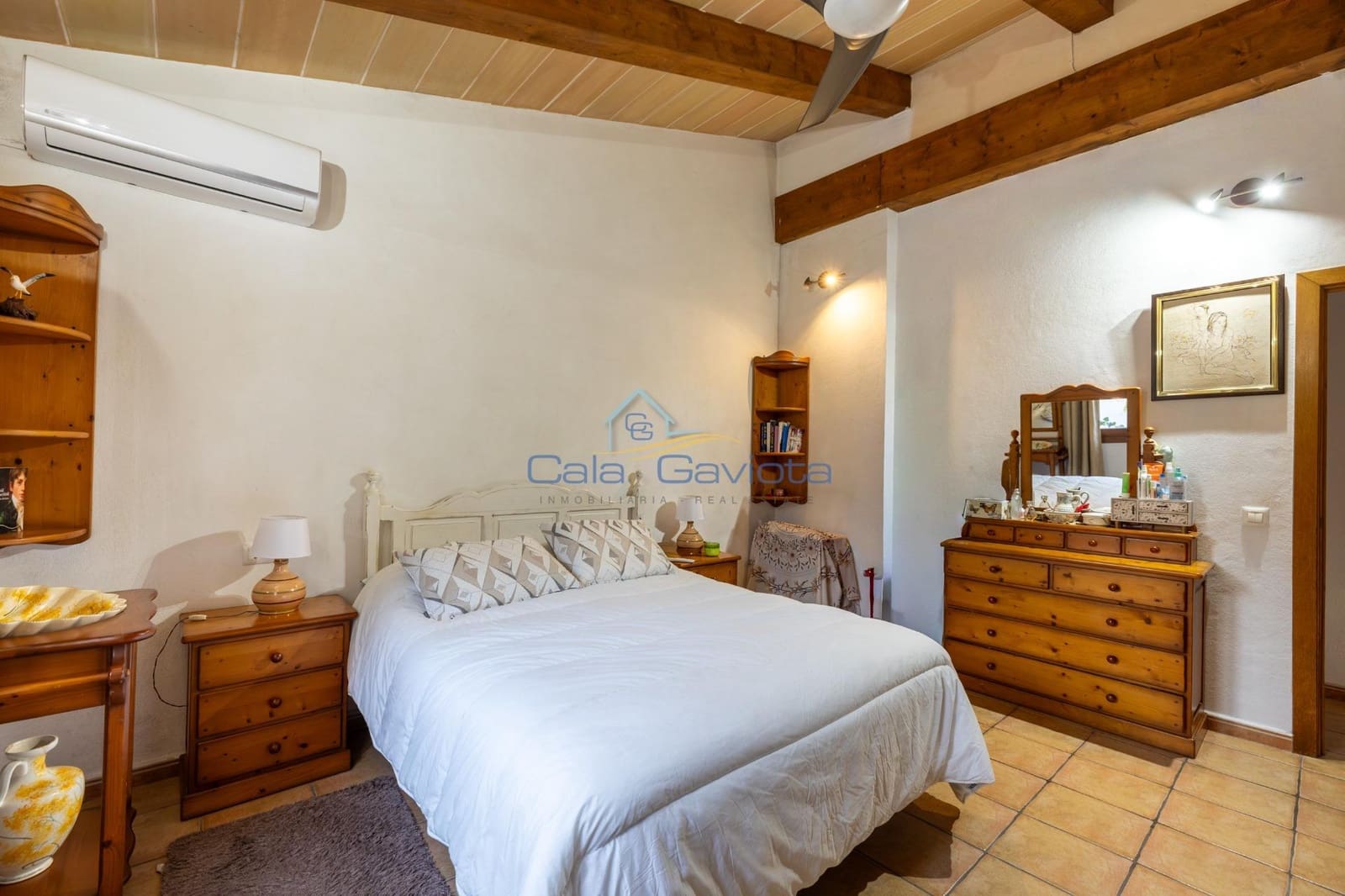 5 soveværelse Villa til salg i Ses Salines med garage - € 1.350.000 (Ref: 9625698)