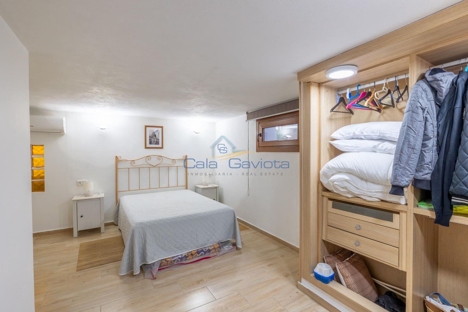 5 soveværelse Villa til salg i Ses Salines med garage - € 1.350.000 (Ref: 9625698)