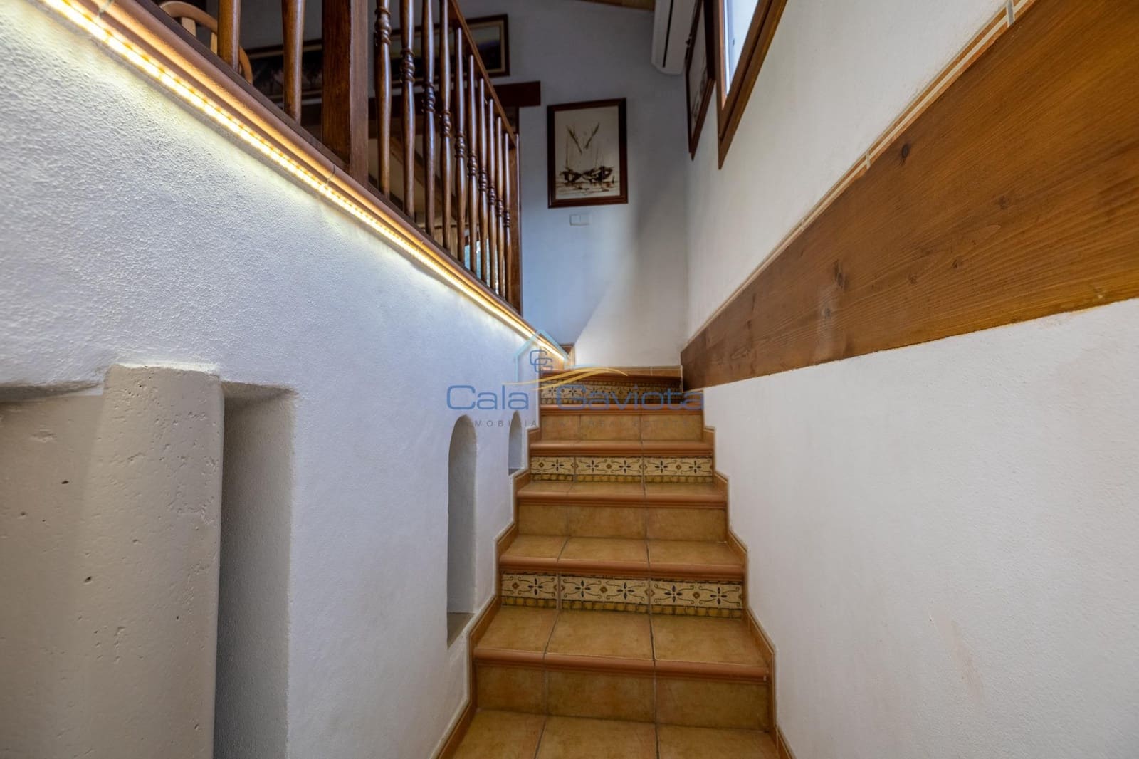 5 soveværelse Villa til salg i Ses Salines med garage - € 1.350.000 (Ref: 9625698)