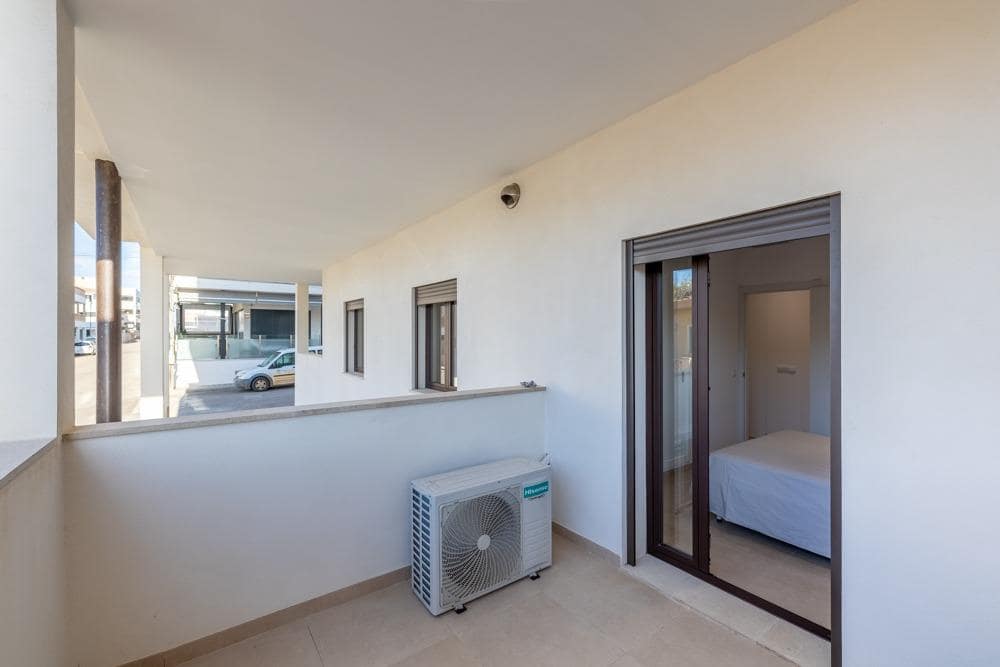 3 slaapkamer Flat te koop in Colonia de Sant Jordi - € 600.000 (Ref: 9634330)