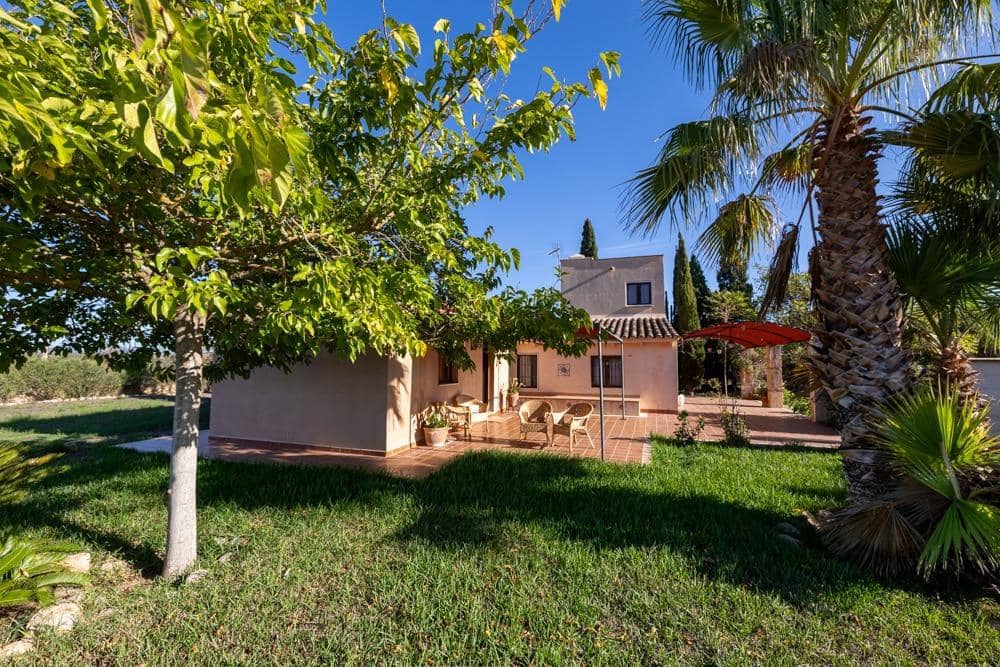 2 slaapkamer Villa te koop in Campos met zwembad - € 495.000 (Ref: 9637634)