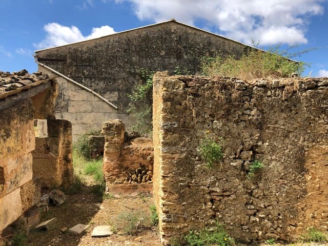 Landgrundstück zu verkaufen in Llubí - 295.000 € (Ref: 9639500)