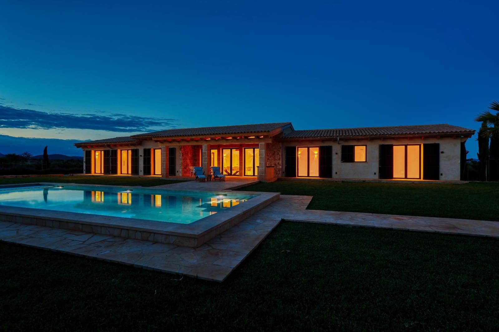 4 bedroom Villa for sale in Campos - € 2,890,000 (Ref: 9639502)