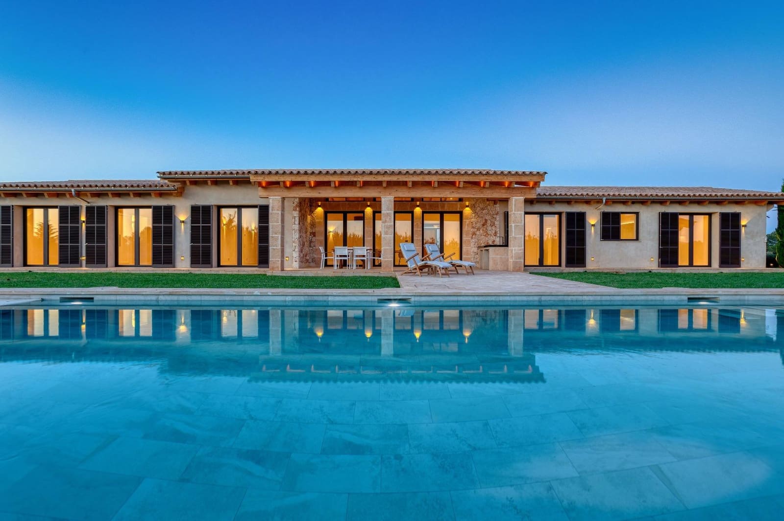 4 bedroom Villa for sale in Campos - € 2,890,000 (Ref: 9639502)