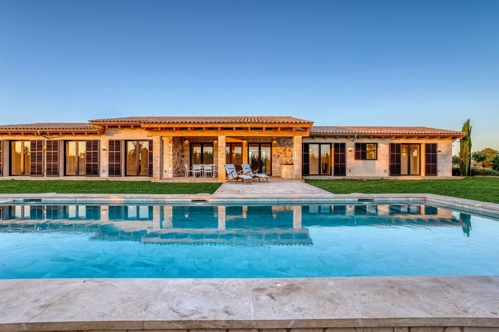 4 bedroom Villa for sale in Campos - € 2,890,000 (Ref: 9639502)