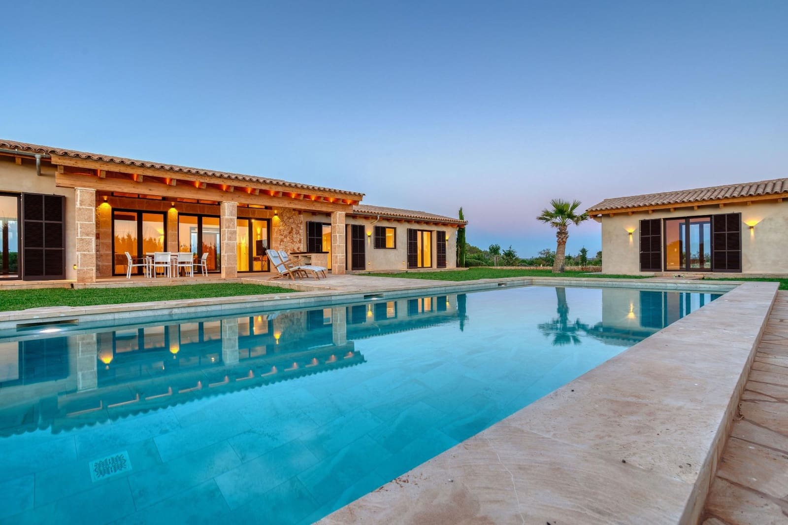 4 bedroom Villa for sale in Campos - € 2,890,000 (Ref: 9639502)