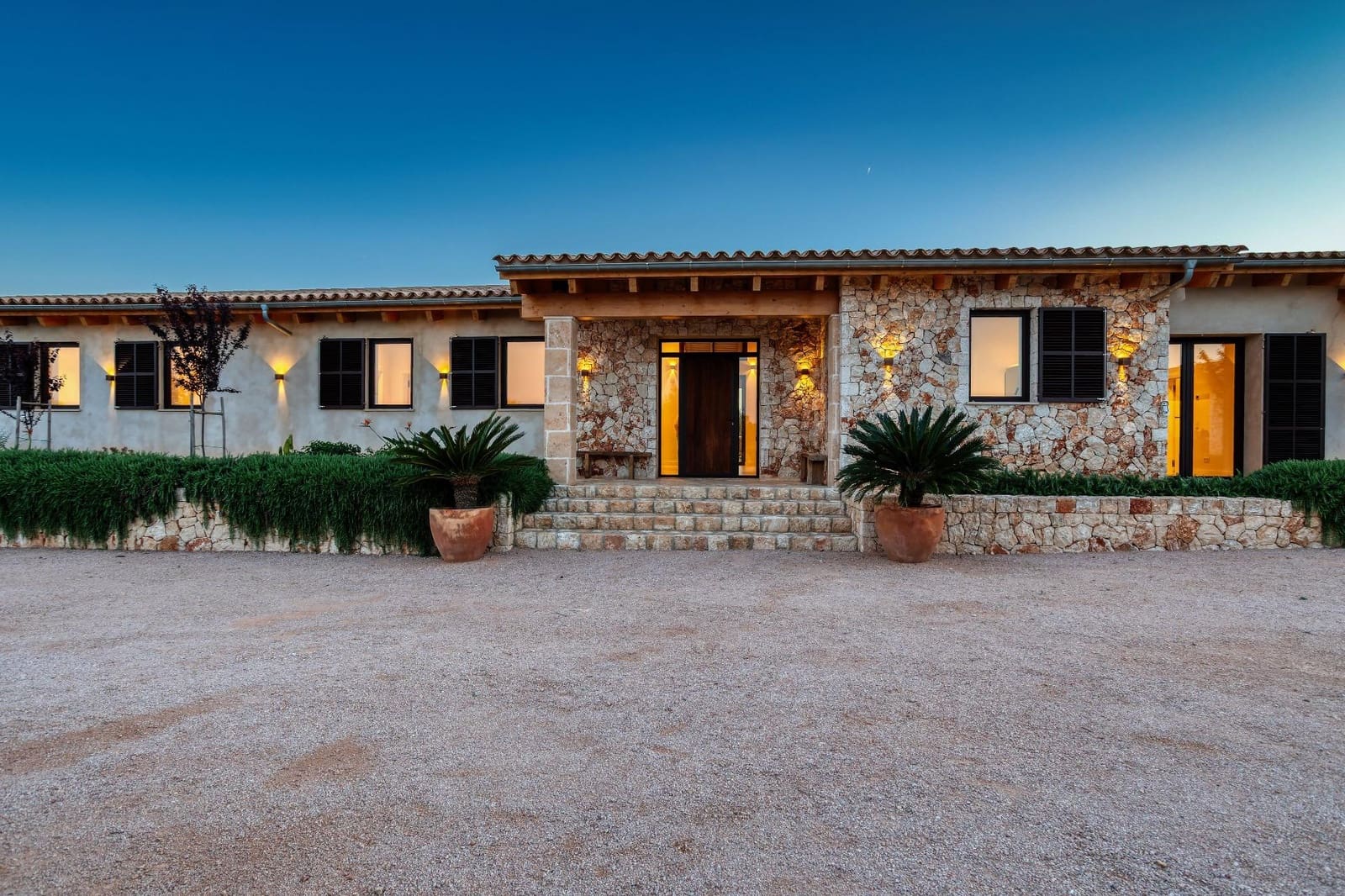 4 bedroom Villa for sale in Campos - € 2,890,000 (Ref: 9639502)