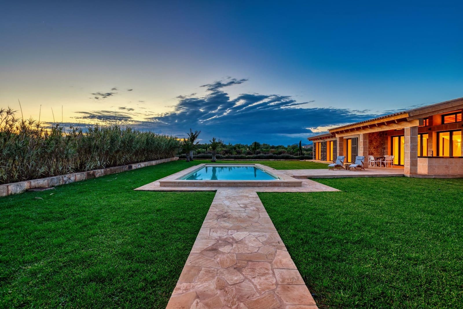 4 bedroom Villa for sale in Campos - € 2,890,000 (Ref: 9639502)