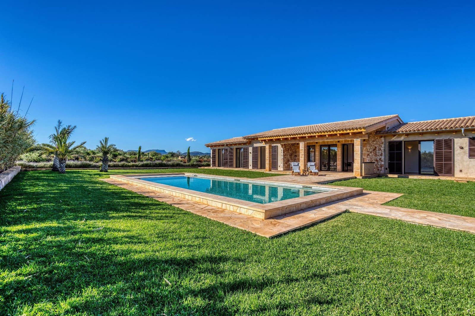 4 bedroom Villa for sale in Campos - € 2,890,000 (Ref: 9639502)