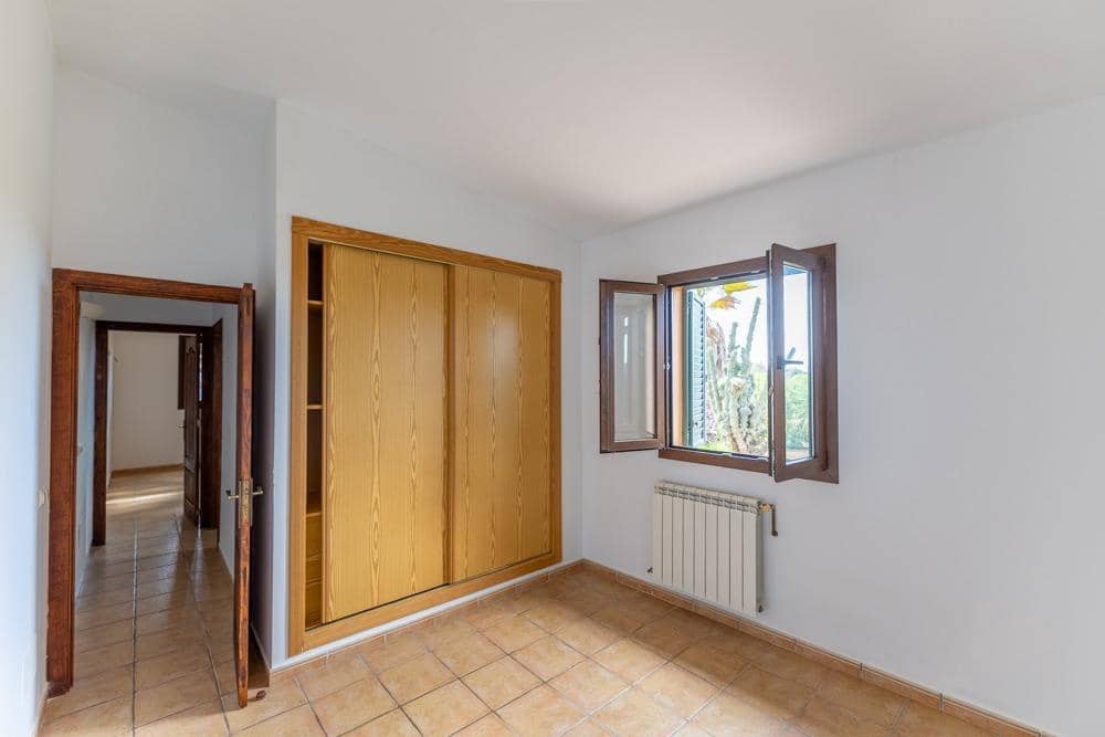 4 slaapkamer Villa te huur in Campos - € 2.000 (Ref: 9648195)