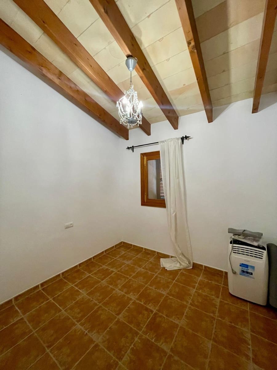 3 slaapkamer Huis te huur in Ses Salines - € 1.700 (Ref: 9648196)