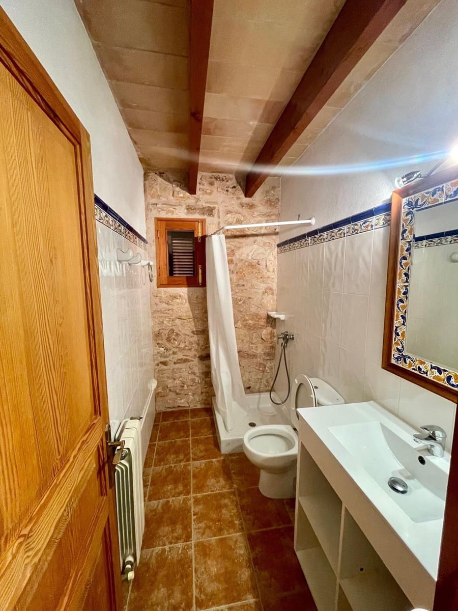 3 slaapkamer Huis te huur in Ses Salines - € 1.700 (Ref: 9648196)