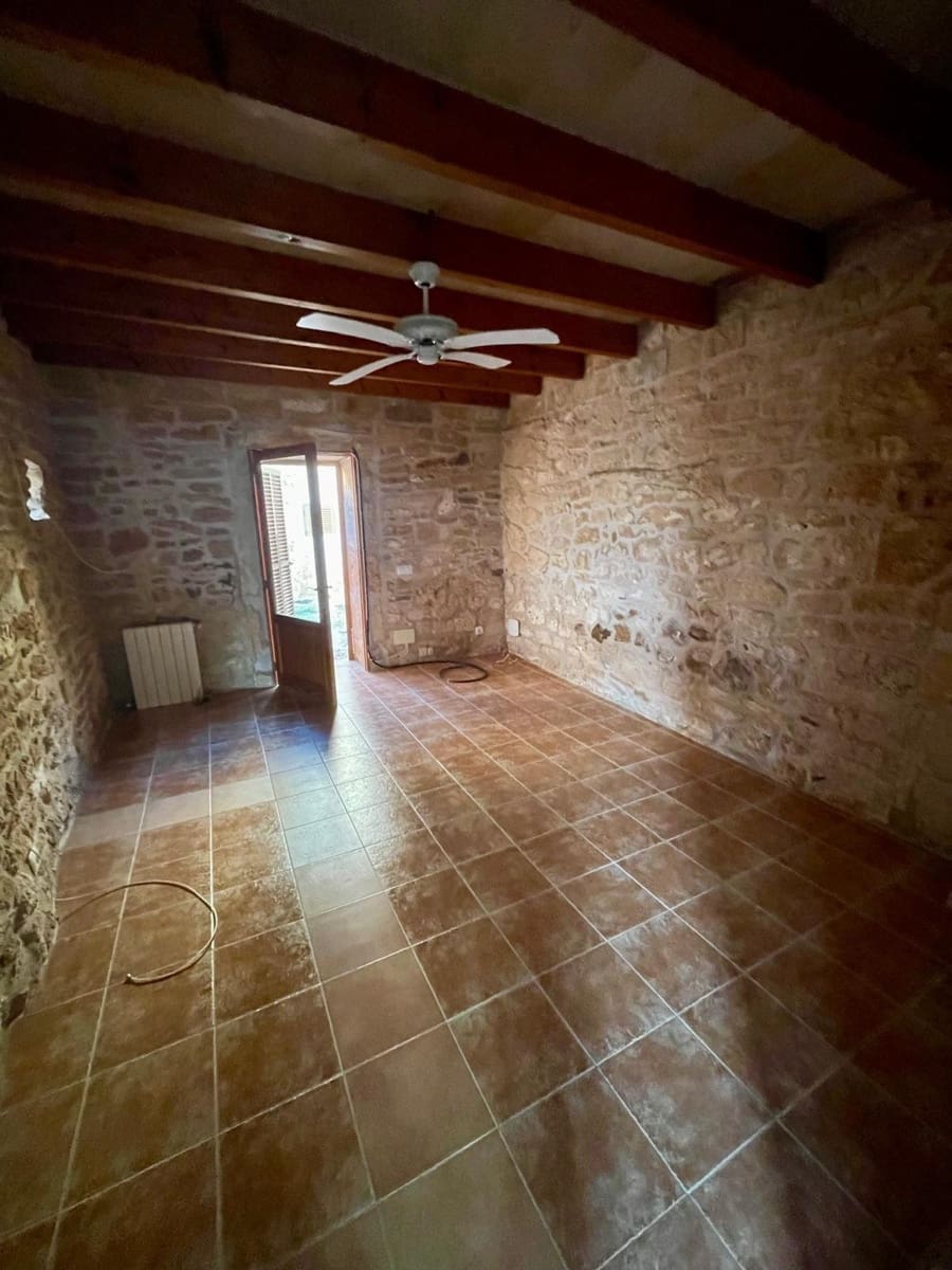 3 slaapkamer Huis te huur in Ses Salines - € 1.700 (Ref: 9648196)