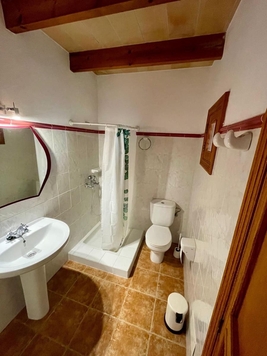 3 slaapkamer Huis te huur in Ses Salines - € 1.700 (Ref: 9648196)