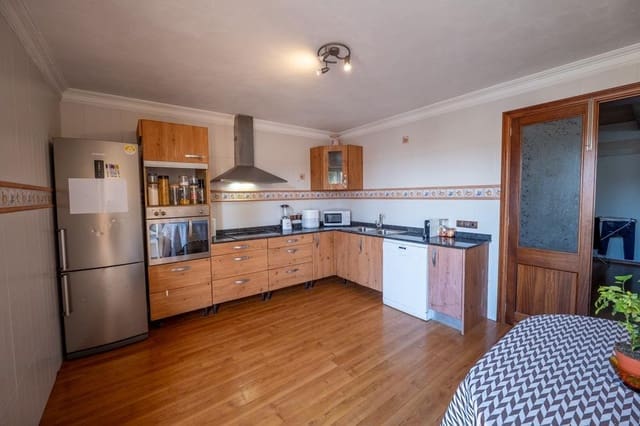 Casa de 4 habitaciones en Ses Salines en alquiler con piscina - 1.500 € (Ref: 9648197)