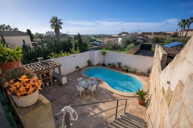 Casa de 4 habitaciones en Ses Salines en alquiler con piscina - 1.500 € (Ref: 9648197)