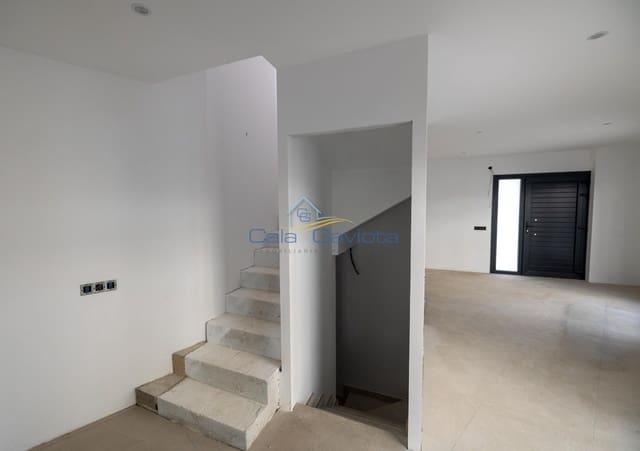 3 sovrum Radhus till salu i Colonia de Sant Jordi, Ses Salines med garage - 880 000 € (Ref: 9648198)