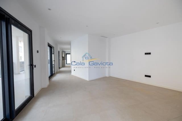 3 slaapkamer Rijtjeshuis te koop in Colonia de Sant Jordi, Ses Salines met garage - € 880.000 (Ref: 9648198)
