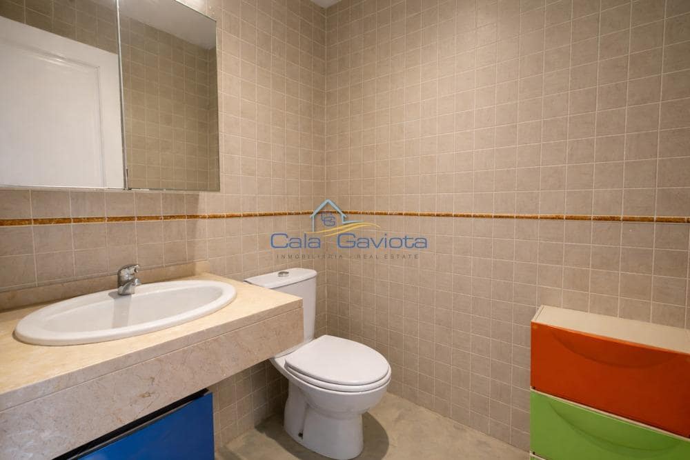 3 slaapkamer Rijtjeshuis te koop in Ses Salines met garage - € 680.000 (Ref: 9677522)