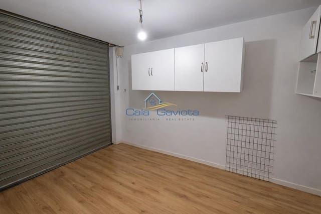 3 slaapkamer Rijtjeshuis te koop in Ses Salines met garage - € 680.000 (Ref: 9677522)