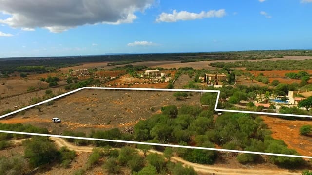 Landgrundstück zu verkaufen in Ses Salines - 590.000 € (Ref: 9690648)