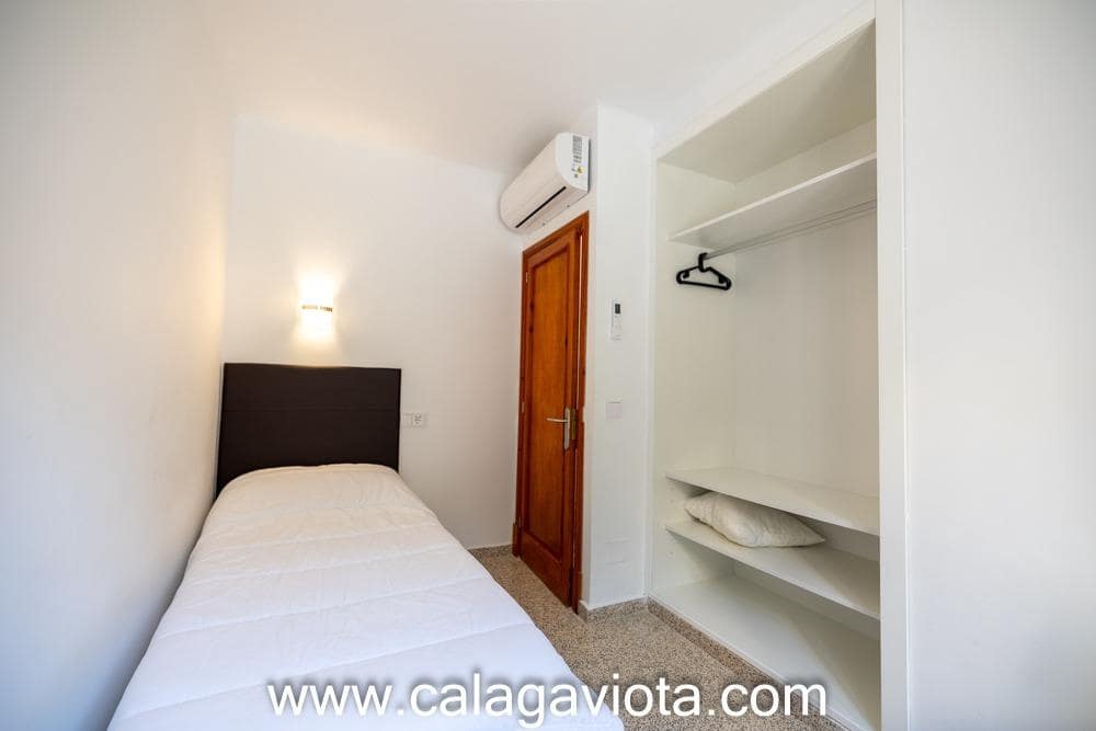 3 bedroom Flat for sale in Colonia de Sant Jordi with garage - € 490,000 (Ref: 9690650)