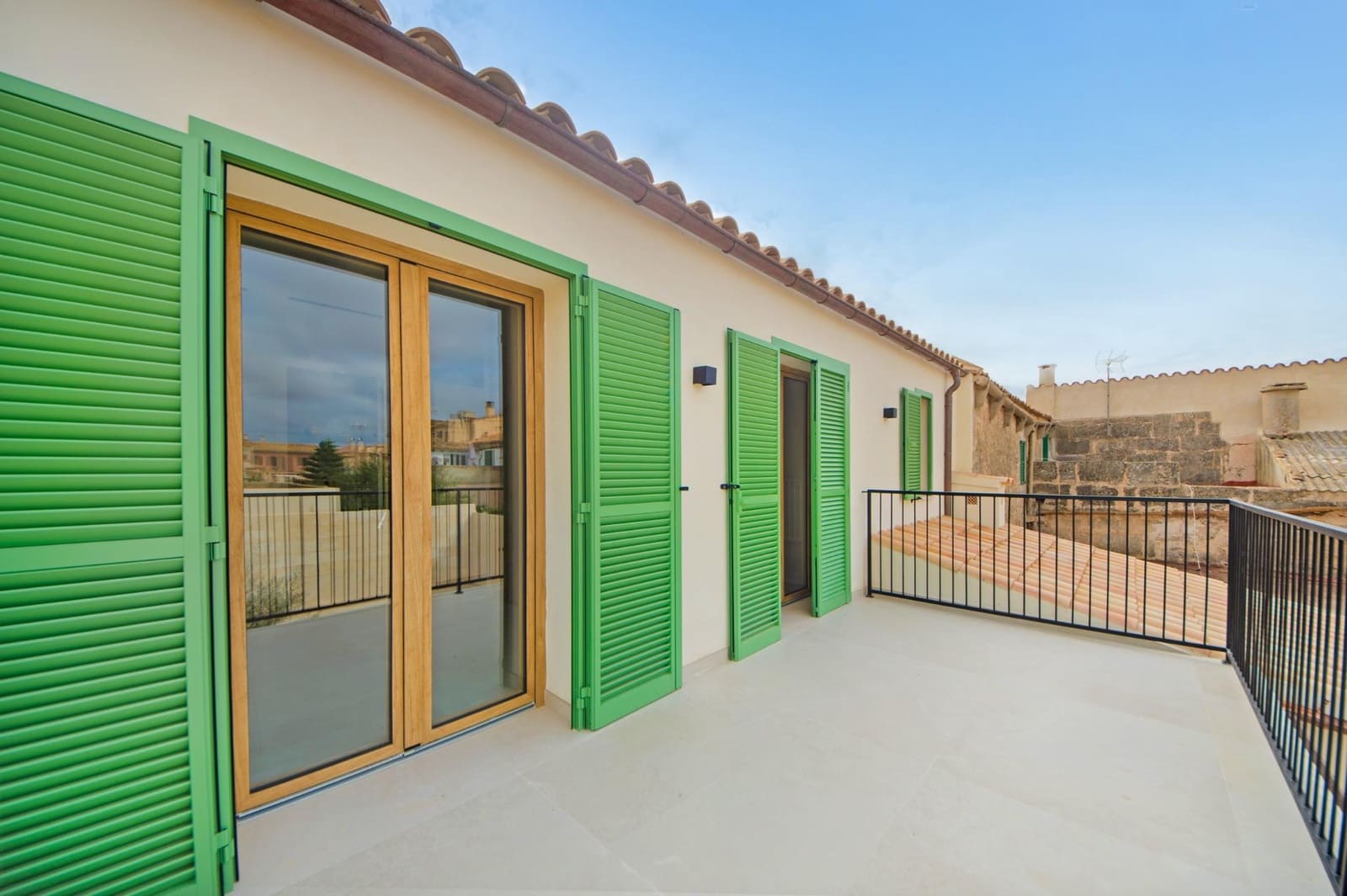 3 bedroom Townhouse for sale in Ses Salines - € 1,580,000 (Ref: 9836281)