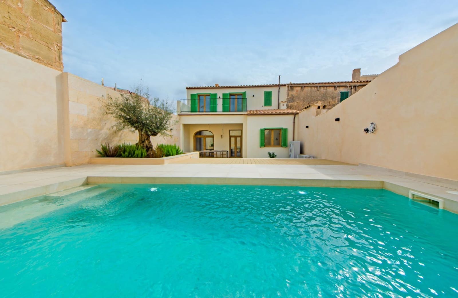 3 bedroom Townhouse for sale in Ses Salines - € 1,580,000 (Ref: 9836281)