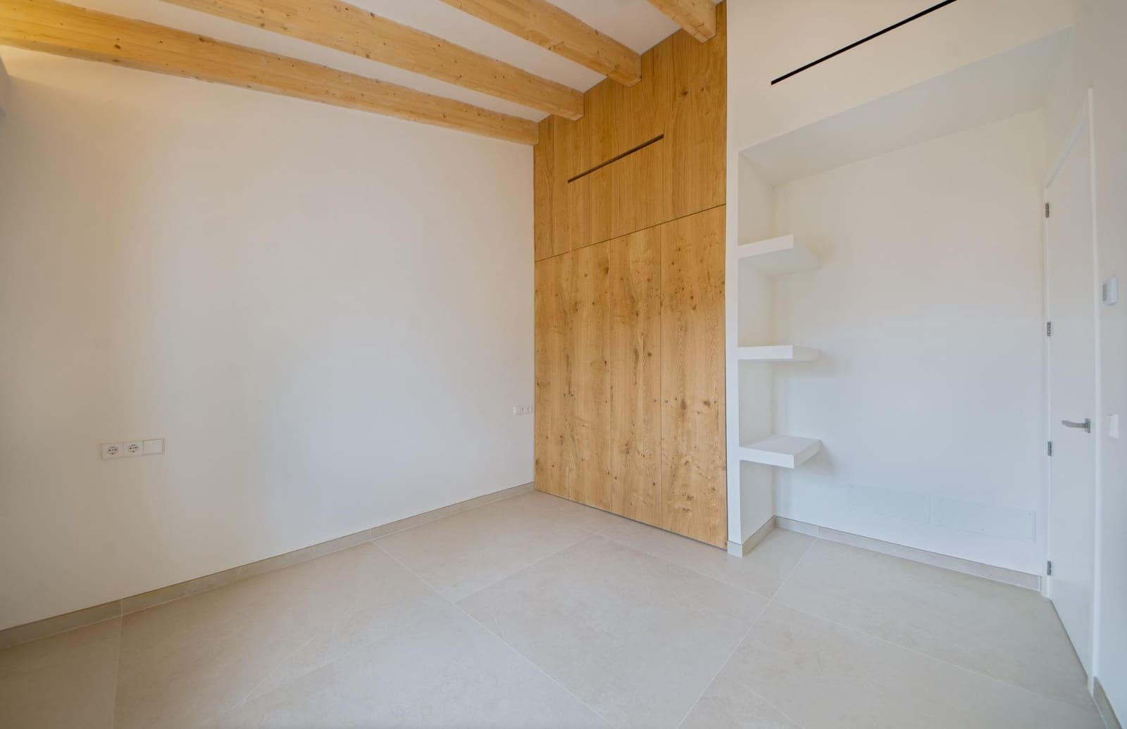 3 bedroom Townhouse for sale in Ses Salines - € 1,580,000 (Ref: 9836281)