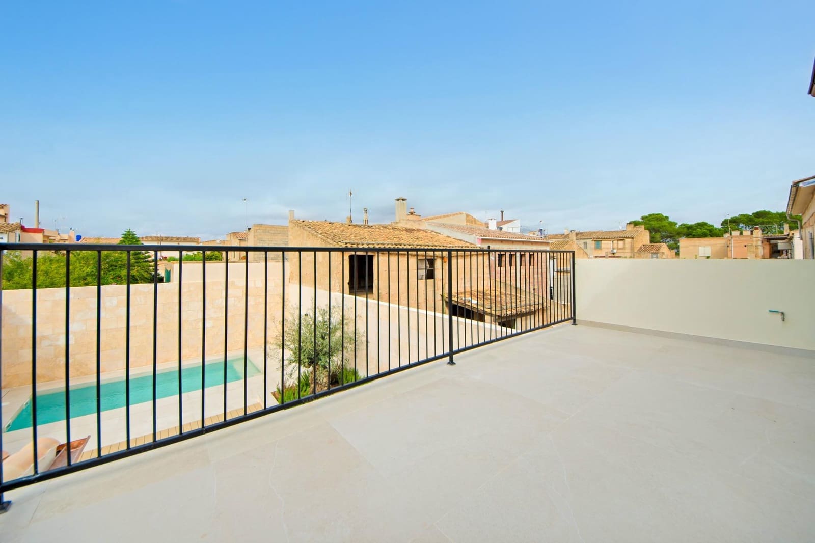 3 bedroom Townhouse for sale in Ses Salines - € 1,580,000 (Ref: 9836281)