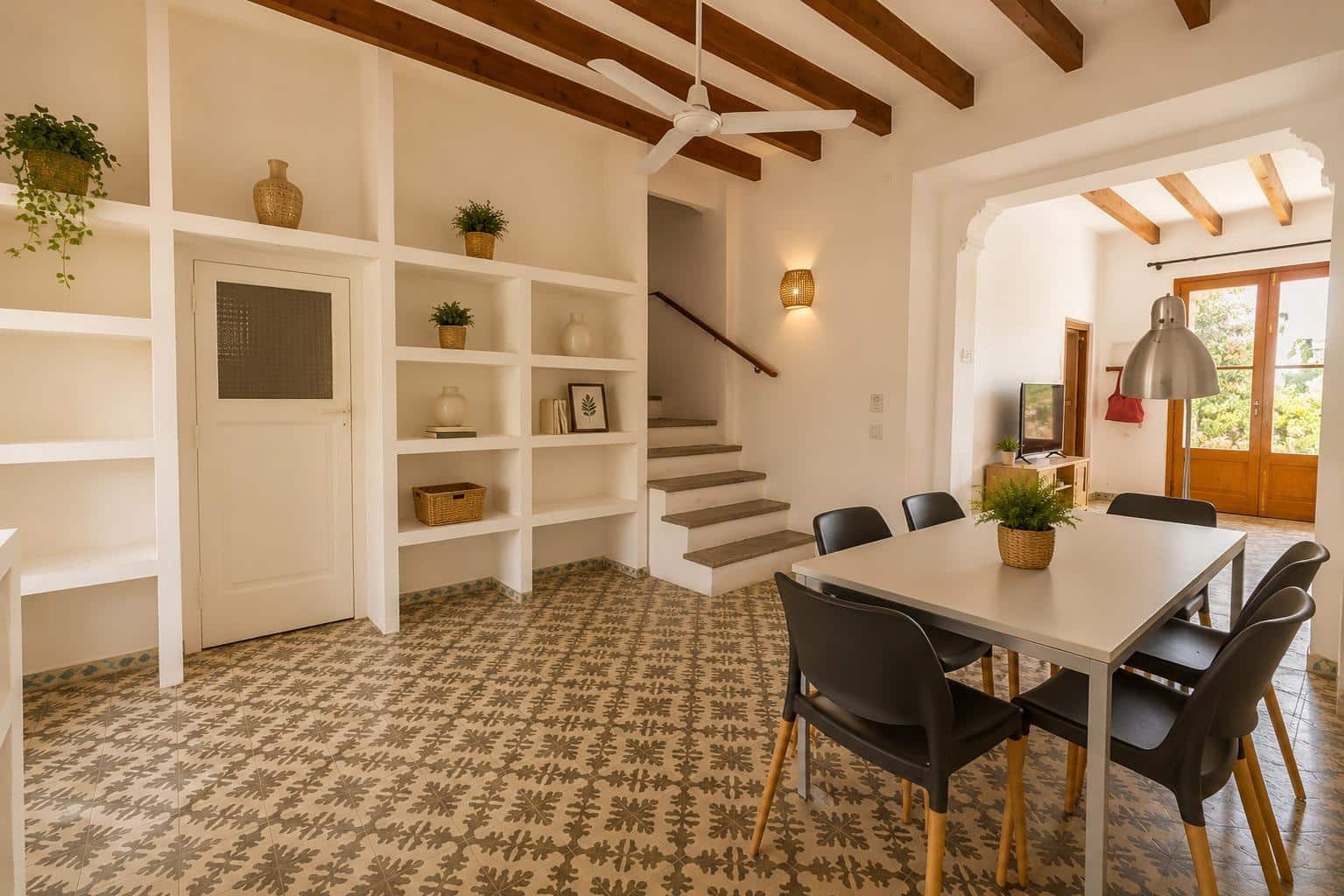 3 bedroom Townhouse for rent in Ses Salines - € 1,800 (Ref: 9857645)