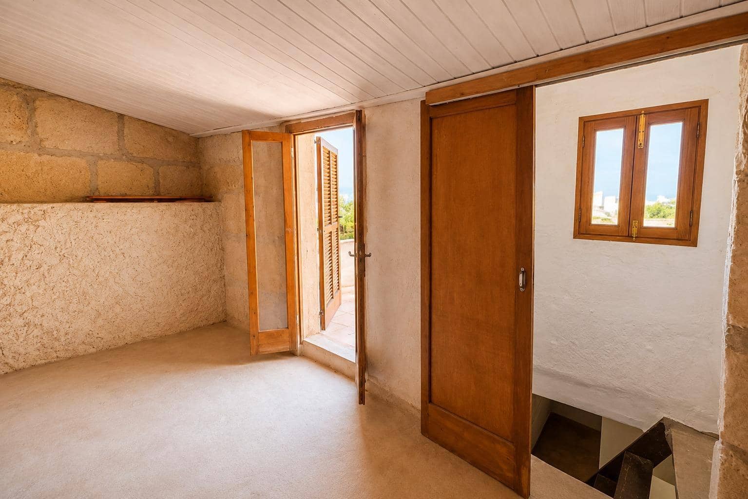 3 bedroom Townhouse for rent in Ses Salines - € 1,800 (Ref: 9857645)