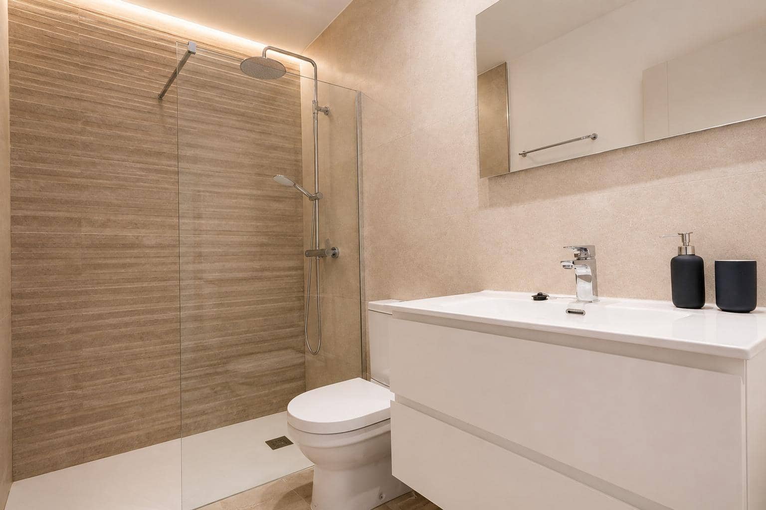 3 bedroom Terraced Villa for rent in Colonia de Sant Jordi - € 1,800 (Ref: 9903967)