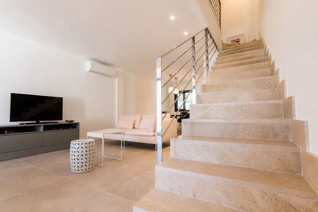 3 bedroom Terraced Villa for rent in Colonia de Sant Jordi, Ses Salines - € 1,800 (Ref: 9903967)