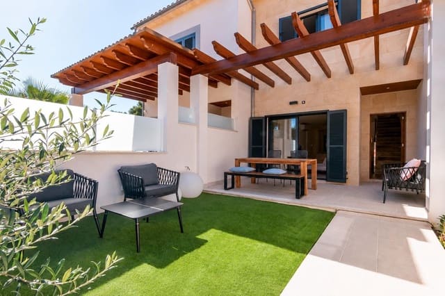 3 bedroom Terraced Villa for rent in Colonia de Sant Jordi, Ses Salines - € 1,800 (Ref: 9903967)