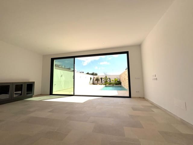 3 slaapkamer Rijtjeshuis te koop in Ses Salines met zwembad garage - € 1.385.000 (Ref: 9927446)