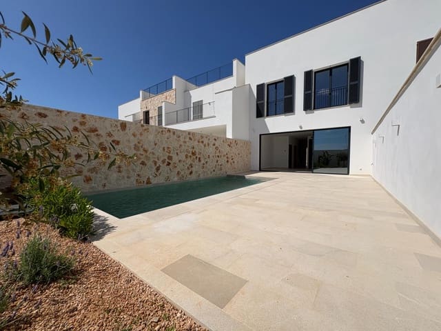 3 slaapkamer Rijtjeshuis te koop in Ses Salines met zwembad garage - € 1.385.000 (Ref: 9927446)