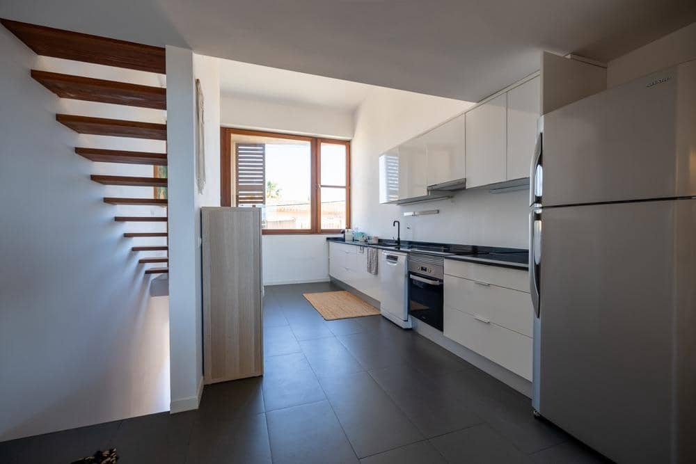 3 bedroom Penthouse for rent in Ses Salines - € 1,800 (Ref: 9934235)
