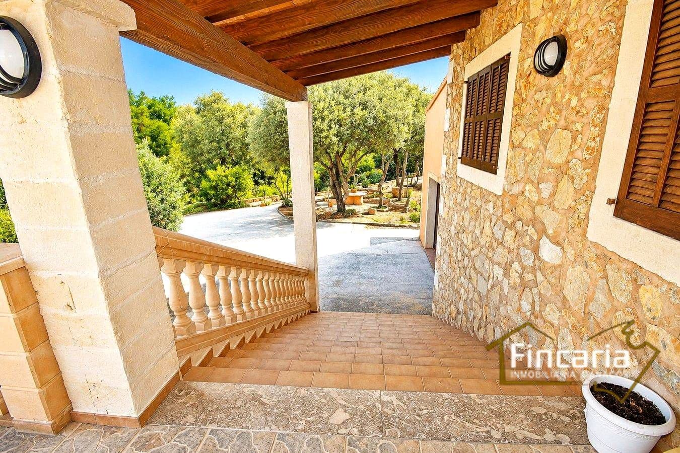 5 bedroom Finca/Country House for sale in Manacor with pool - € 4,000,000 (Ref: 10012135)