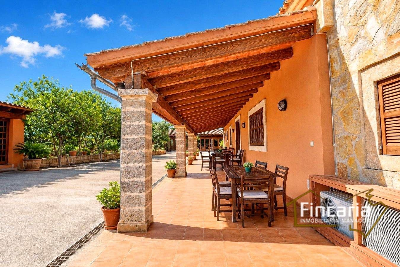 5 bedroom Finca/Country House for sale in Manacor with pool - € 4,000,000 (Ref: 10012135)