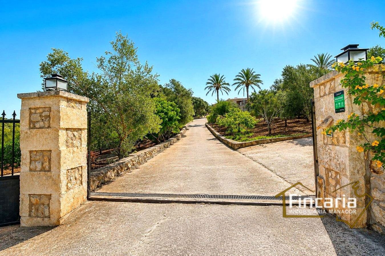 5 bedroom Finca/Country House for sale in Manacor with pool - € 4,000,000 (Ref: 10012135)