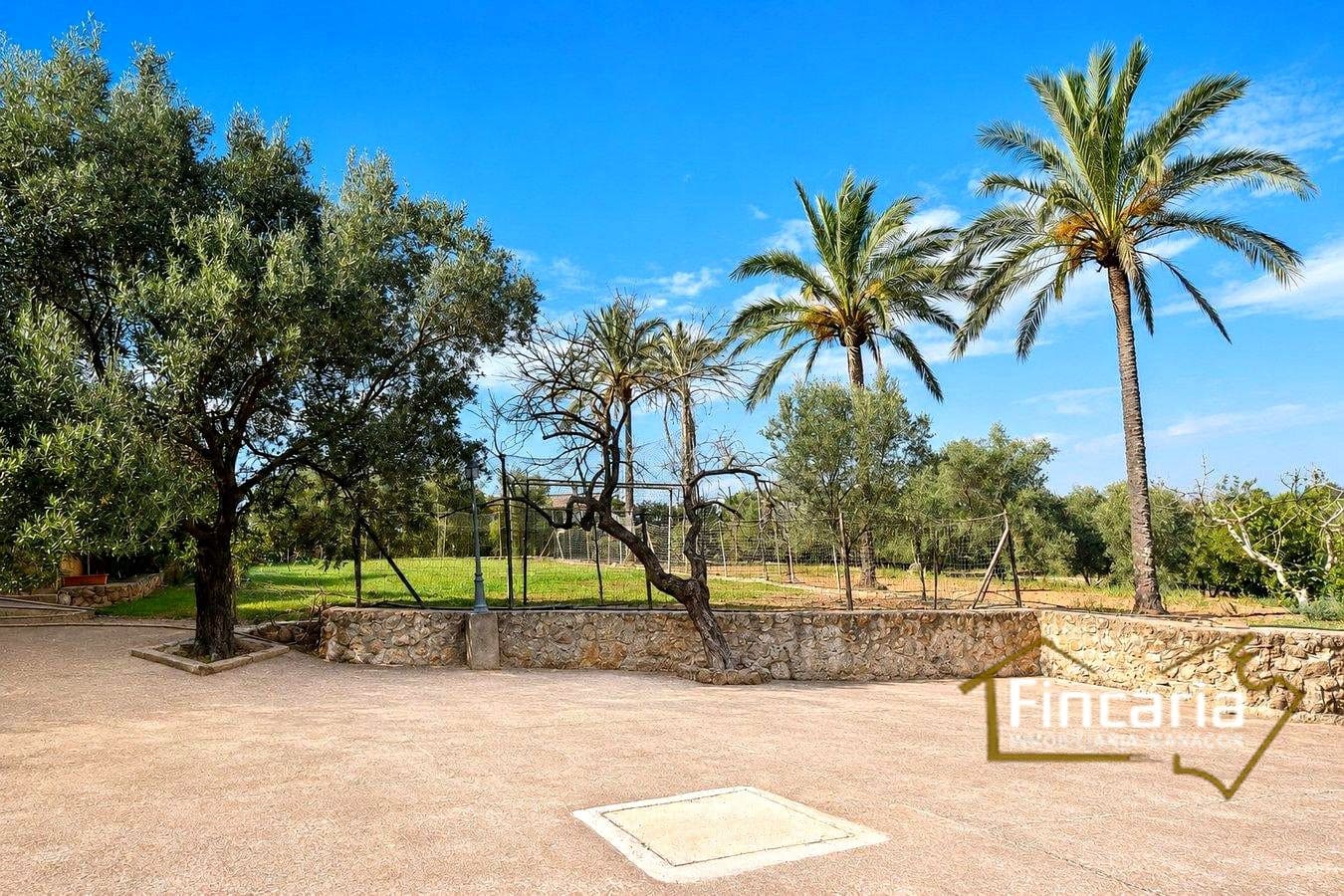 5 bedroom Finca/Country House for sale in Manacor with pool - € 4,000,000 (Ref: 10012135)