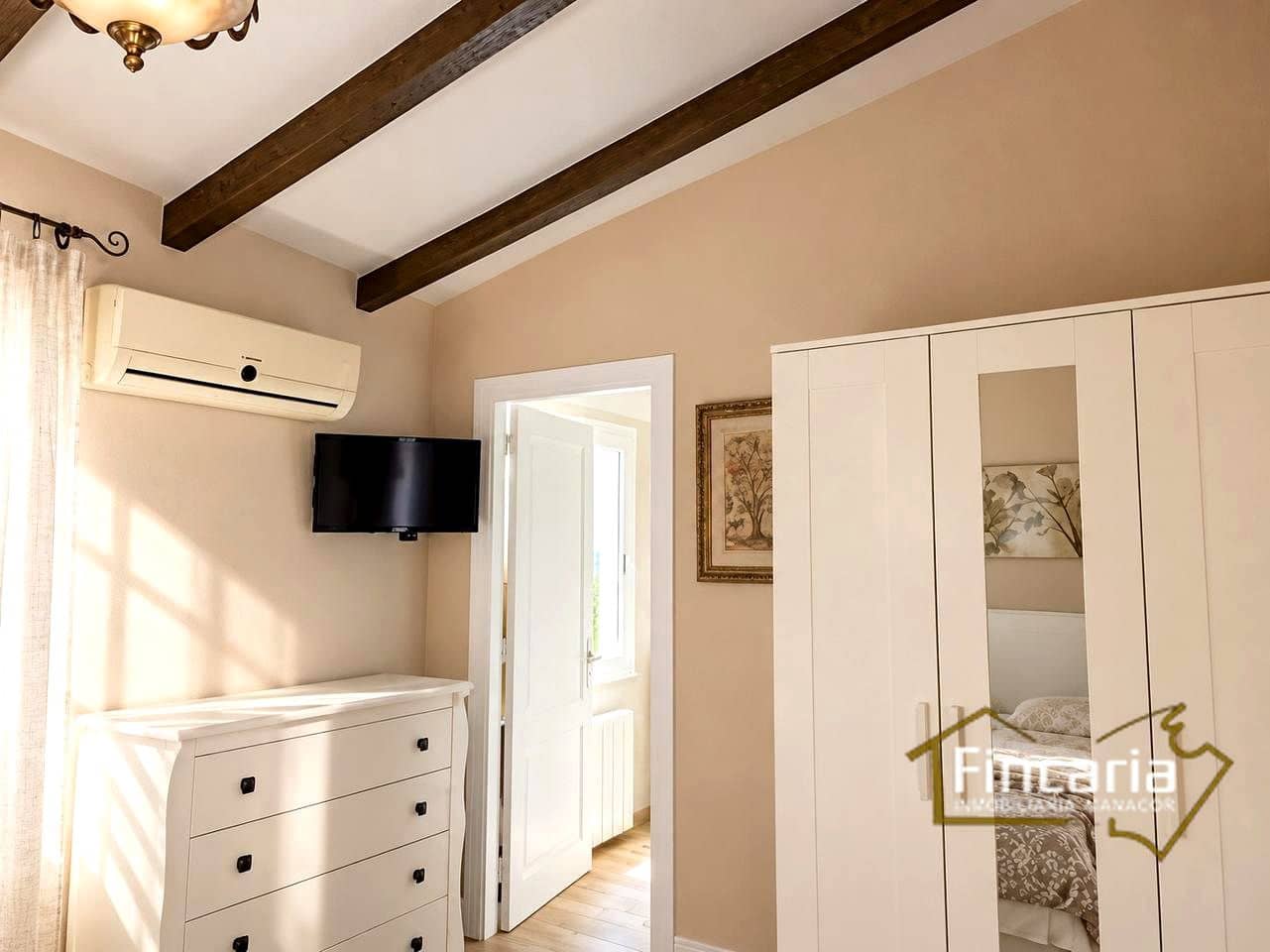 3 chambre Villa/Maison à vendre à Es Castell avec piscine garage - 955 000 € (Ref: 10174796)