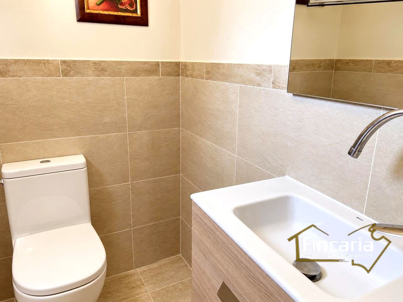 3 chambre Villa/Maison à vendre à Es Castell avec piscine garage - 955 000 € (Ref: 10174796)