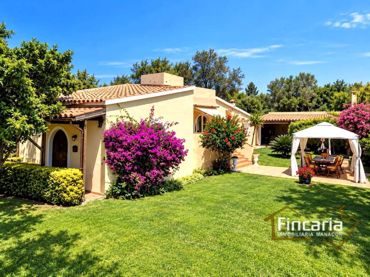 3 chambre Villa/Maison à vendre à Es Castell avec piscine garage - 955 000 € (Ref: 10174796)