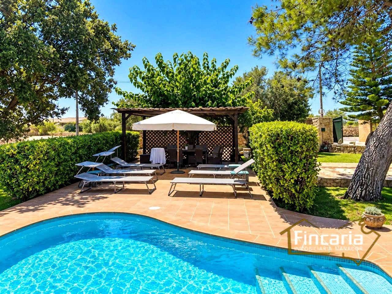 3 chambre Villa/Maison à vendre à Es Castell avec piscine garage - 955 000 € (Ref: 10174796)